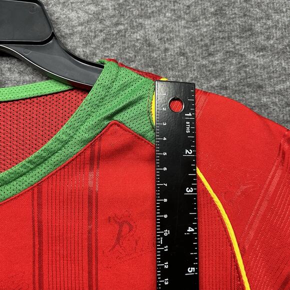 Portugal National Team XL 2004 Ronaldo #17 Home Soccer Short Sleeve Jersey CR7 - Picture 3 of 7